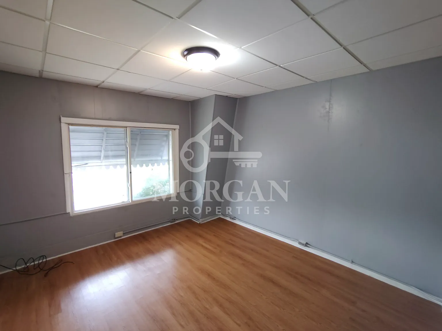 317 1/2 N Harrison St Alexandria - 1/2 — Photo 2
