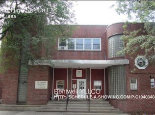 40 E High St APT 18, Pottstown, PA 19464