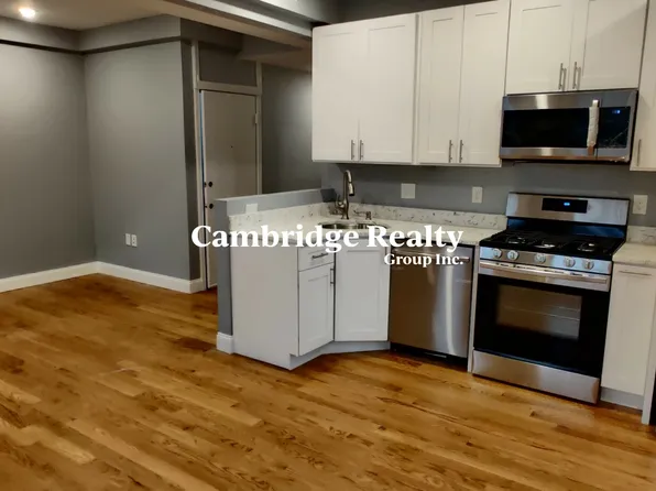 232 Norfolk St #4S, Cambridge, MA 02139