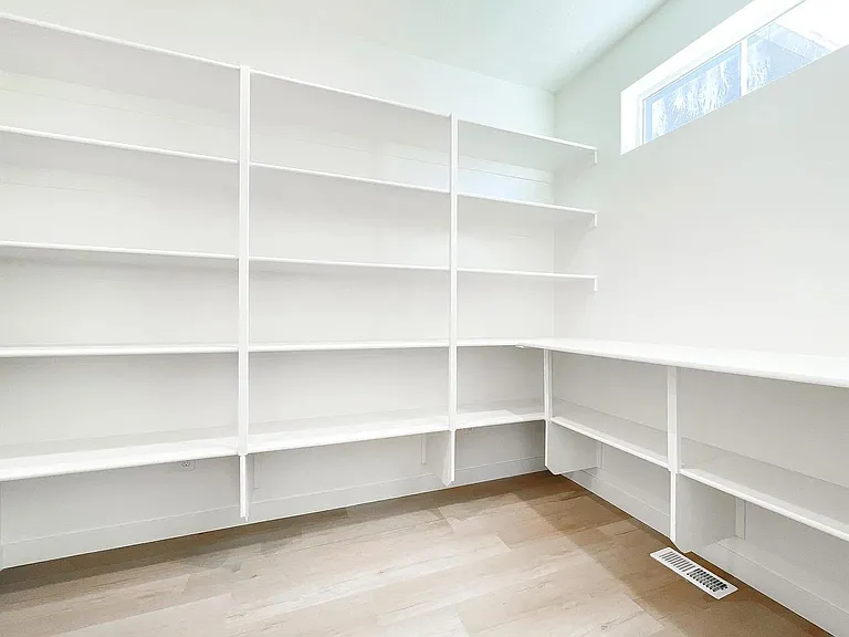 Pantry (Right Side)