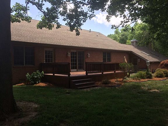 3rd image of 2342 N Palomino Dr