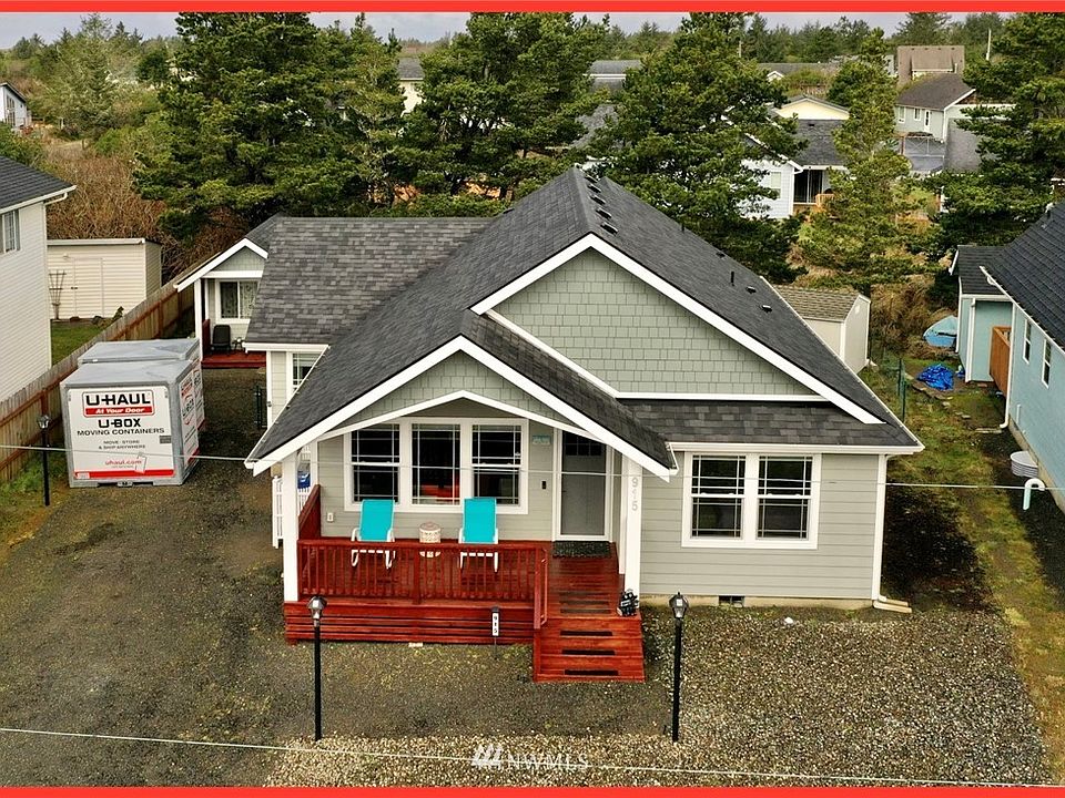 Welcome to your   turnkey beach cottage!