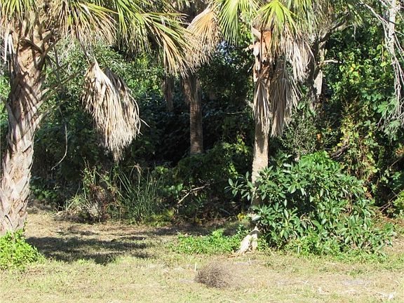 4th image of 7480 Tropical Ln