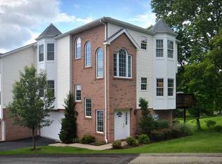 6903 Spring Valley Ln, Murrysville, PA 15632