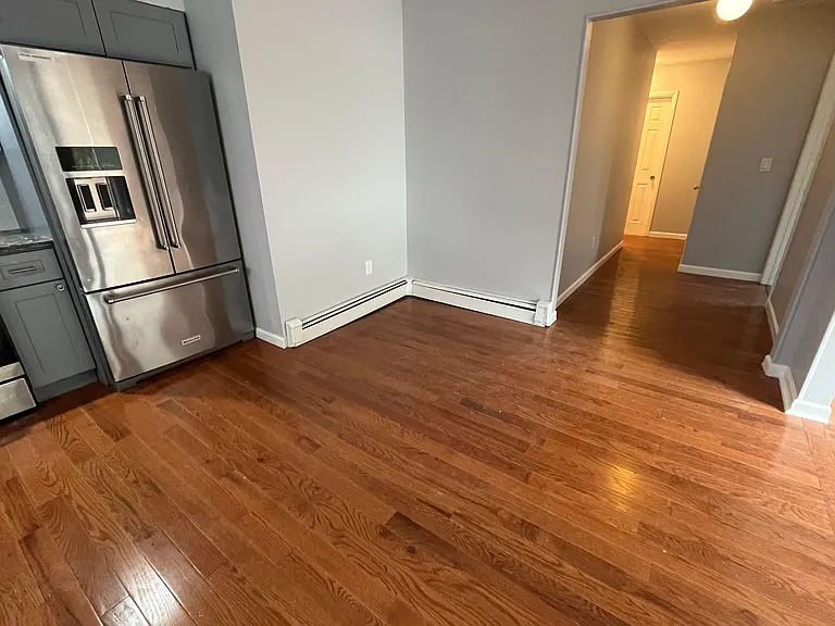 242 Commercial Ave #1 — Photo 3