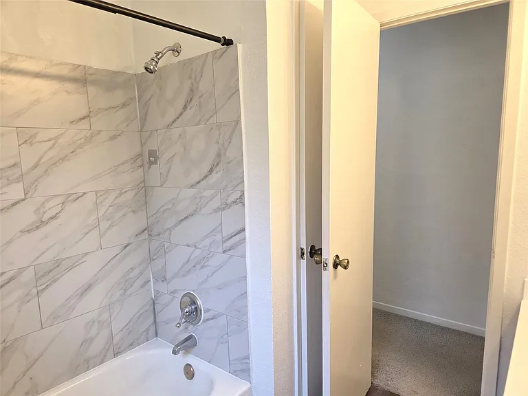 13427 Juniper Point Dr — Photo 26