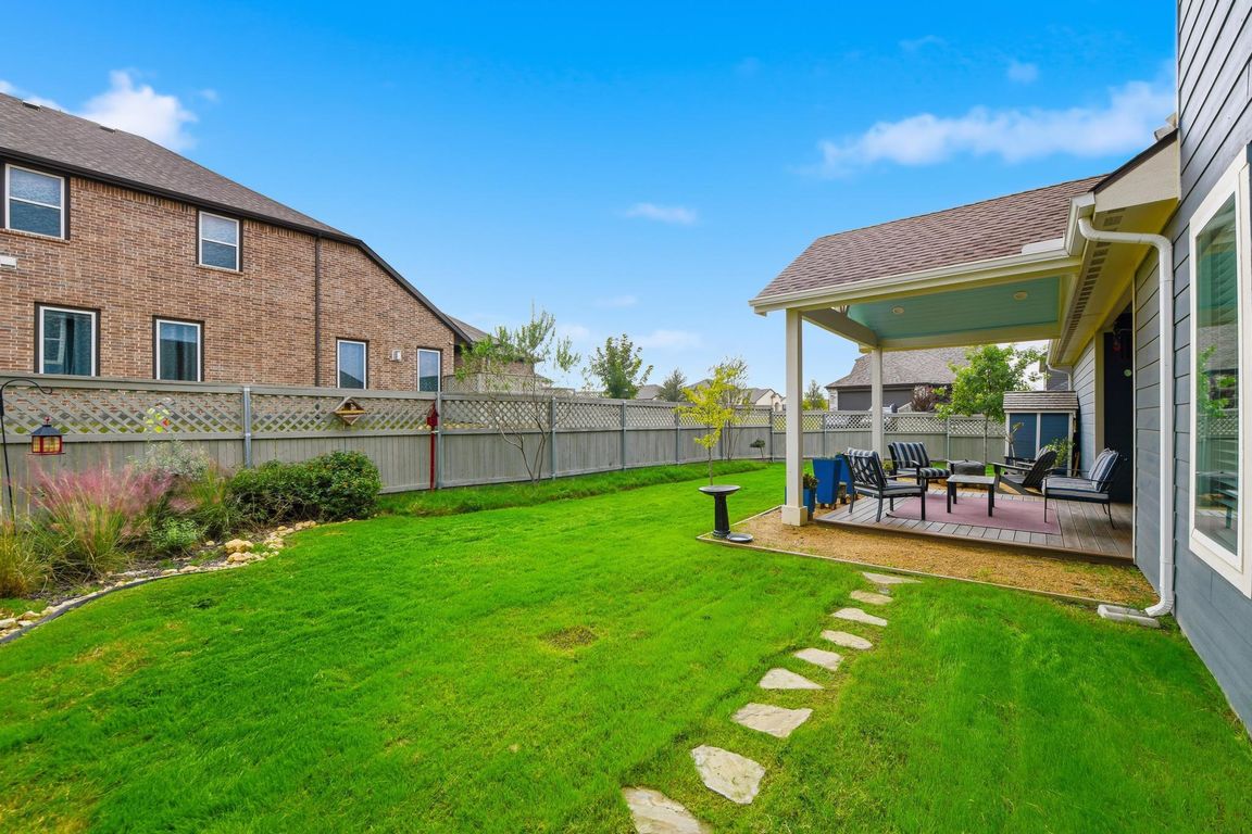 next background image