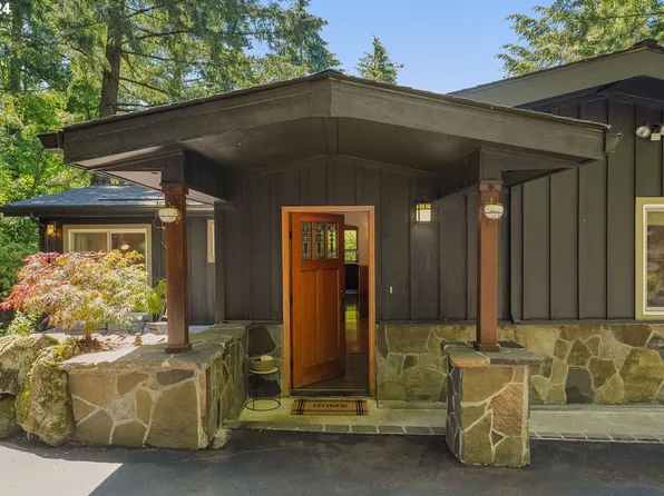 4215 SW Dosch Rd, Portland, OR 97239