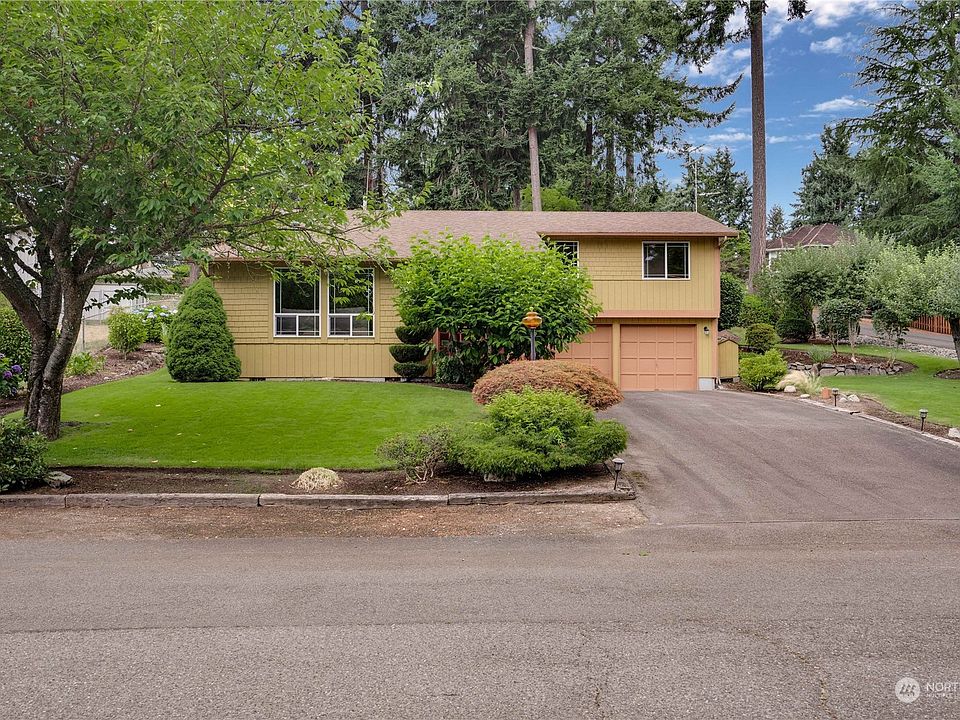 1st image of 10014 100th Avenue SW