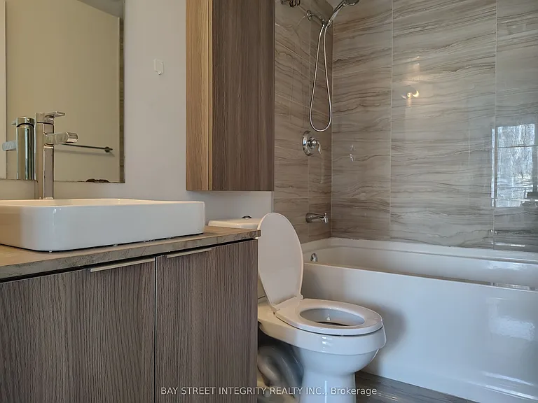 11 Wellesley St W #1308 — Photo 10