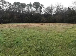 Walker St E, Douglas, GA 31533