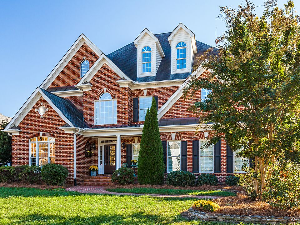 Wonderful Custom Home!! 