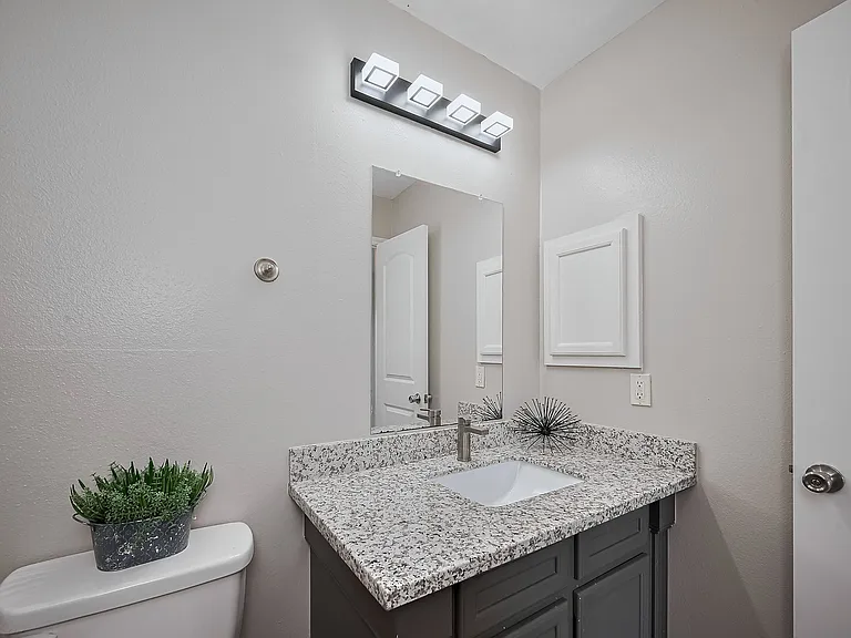 4320 Maggie St #B — Photo 18