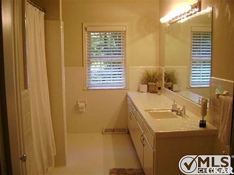 5th image of 553 Ohara Dr