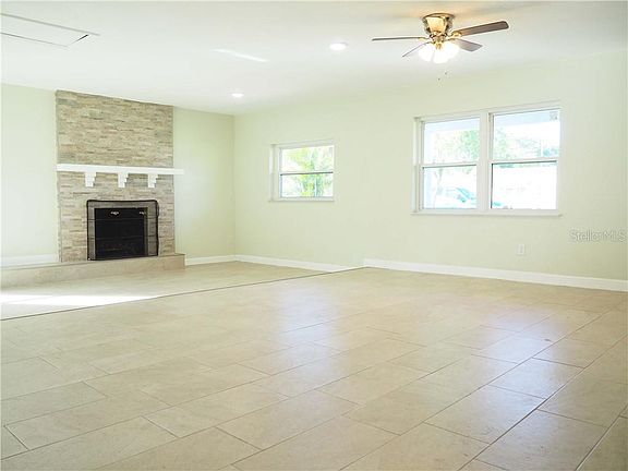 3rd image of 8140 Powell Dr