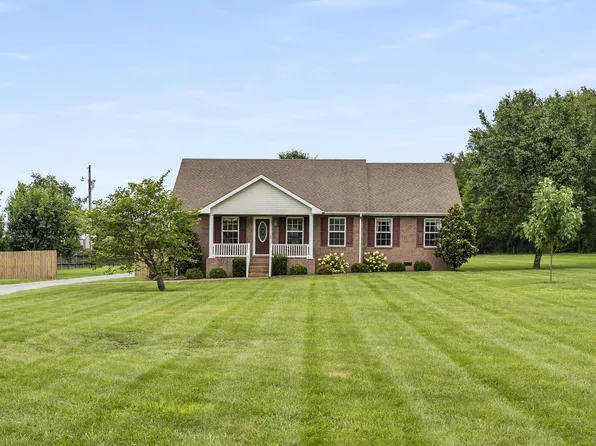 1134 Chenault Ln, Castalian Springs, TN 37031
