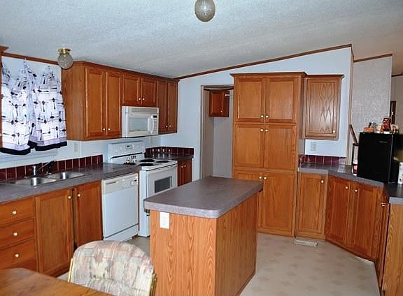 3rd image of 1121 Vz County Road 3434