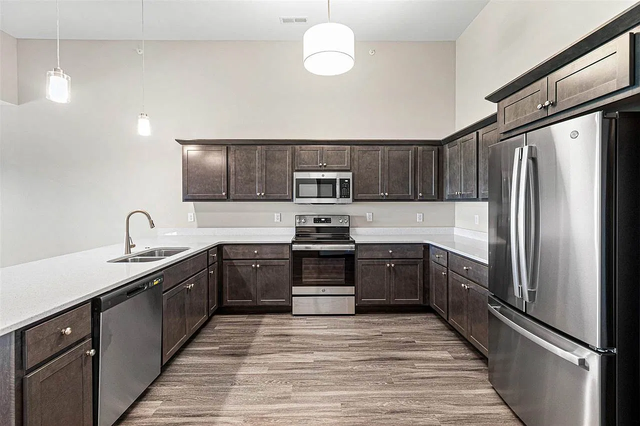 Spring Rose Cir, Coralville — Photo 4