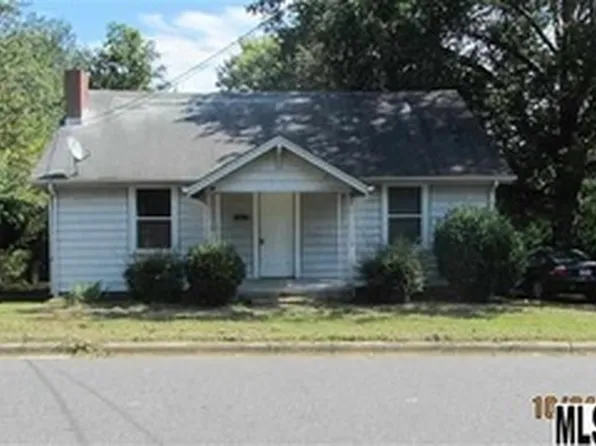 317 26th St SW, Hickory, NC 28602