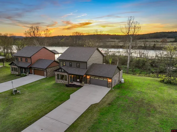 45 Sowbug Cir, Cotter, AR 72626