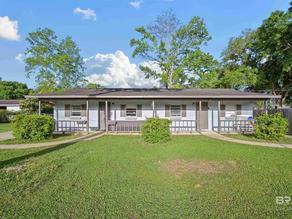9032 Ingleside Ave, Irvington, AL 36544