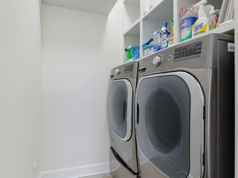 101 Corbin Ct — Photo 24