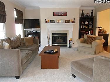 5th image of 119 Cliffside Commons