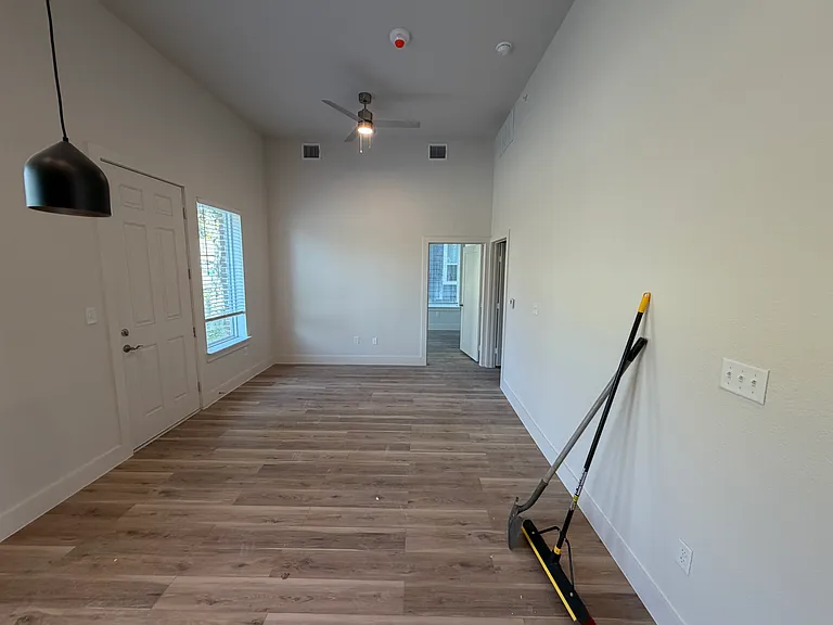 1414 N Locust St #1101 — Photo 13
