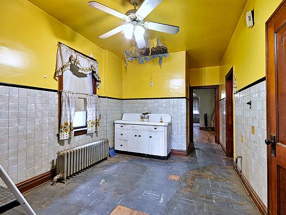 5th image of 2026 W Cortland St