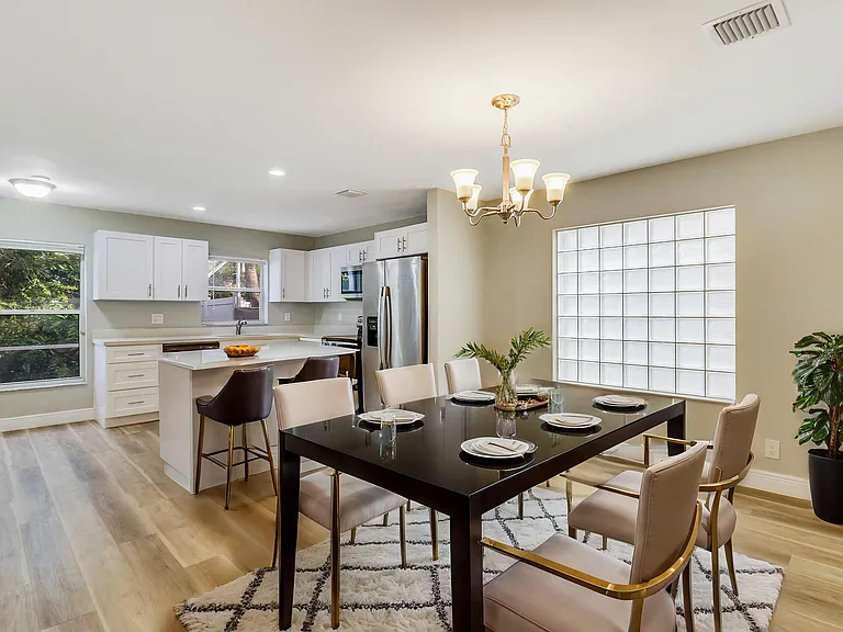 4881 McGill St — Photo 15
