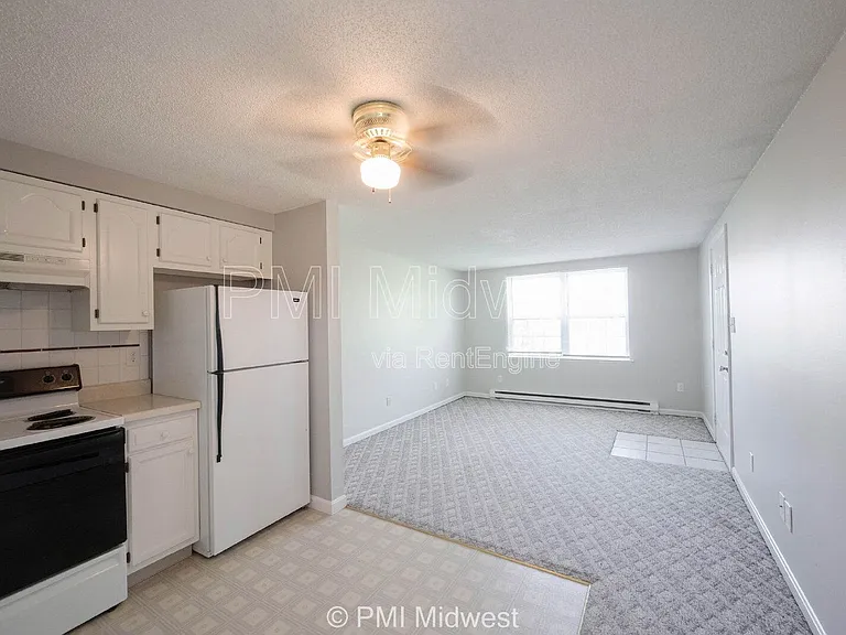 1710 S Market St — Photo 7