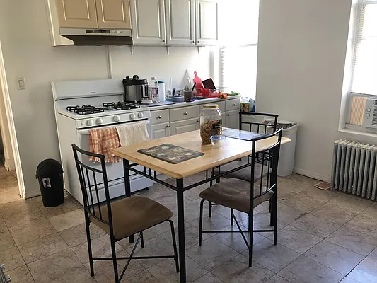 Rented by Rentiko Inc | media 23