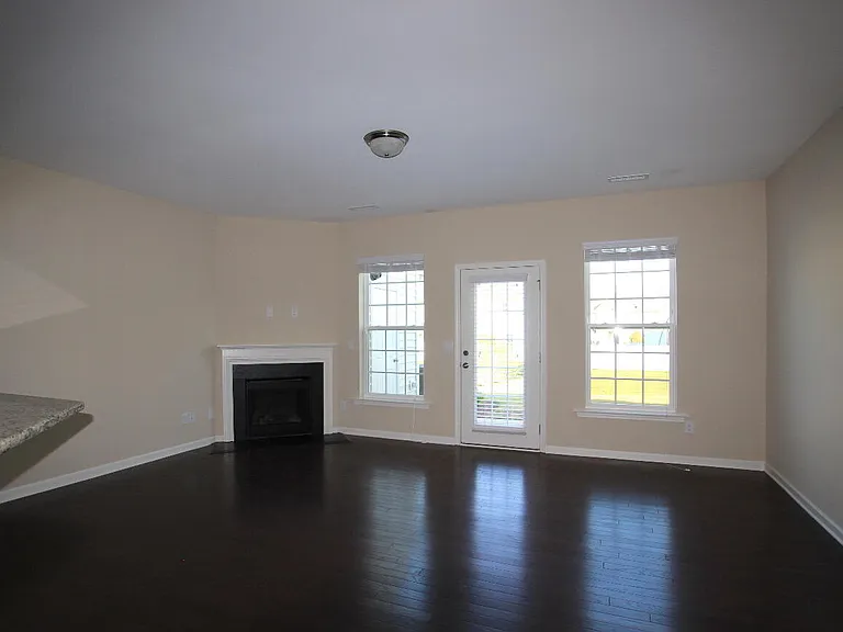 947 Consortium Dr — Photo 4