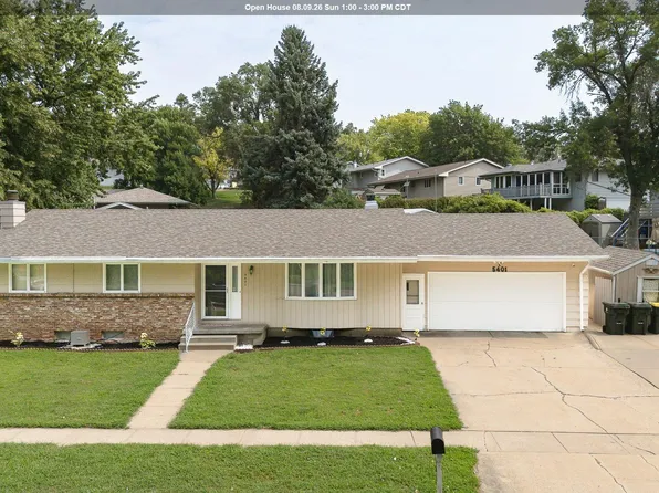 5401 Sunnybrook Dr, Sioux City, IA 51106
