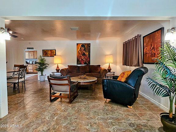 2nd image of 40 COCHISE Row