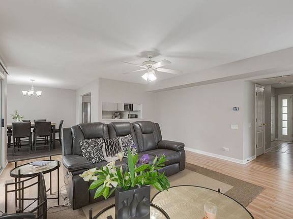 5th image of 647 N Charter Hall Dr