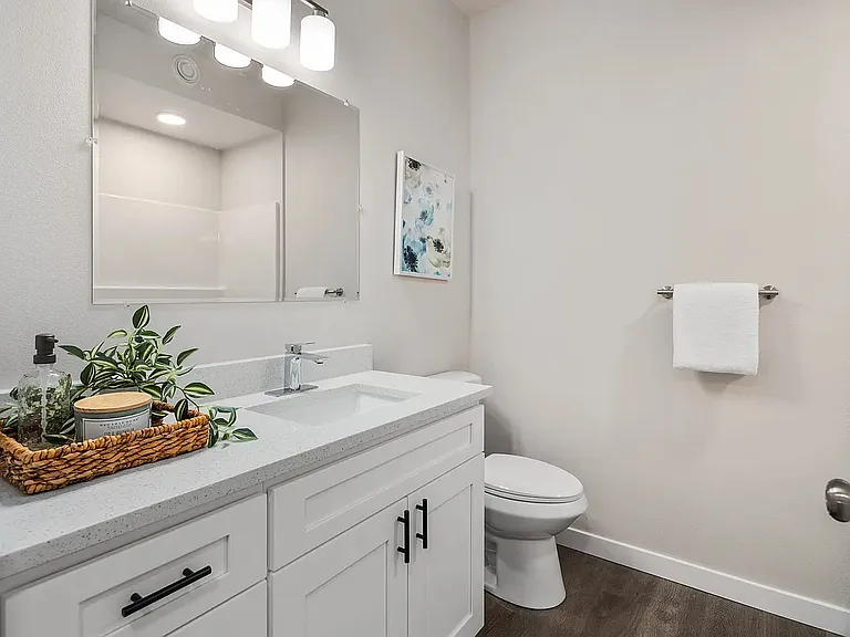6400 Pacific Ave #203 — Photo 10