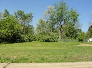11124 Morrow Dr, Saint Ann, MO 63074