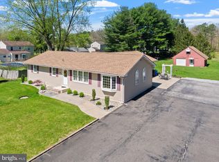 849 8th St, Hammonton, NJ 08037