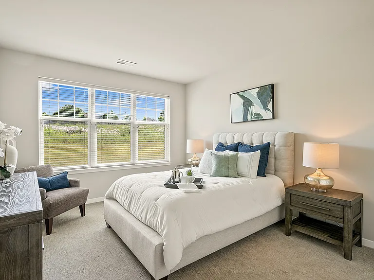 Drexel Ridge Apartments Bedroom