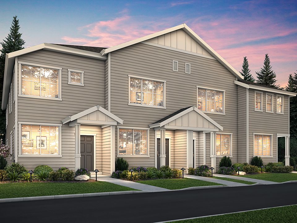 The gorgeous Apple townhome at Harts Crossing.