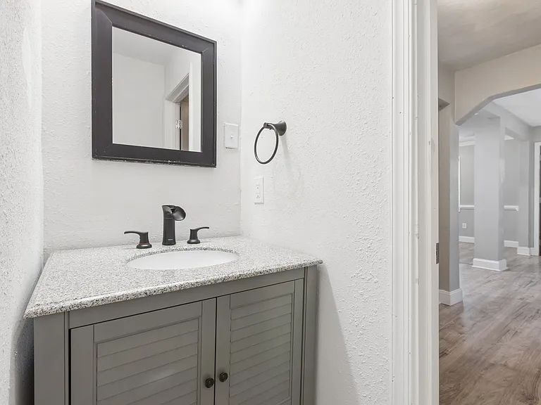 3406 Tidewater Dr — Photo 15