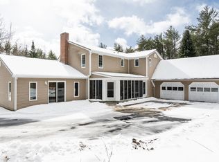 1115 New Boston Rd, Francestown, NH 03043