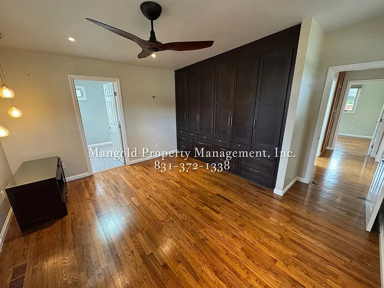 926 Ruth Ct — Photo 12