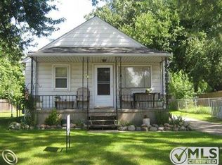 20816 Sunset Ave, Warren, MI 48091