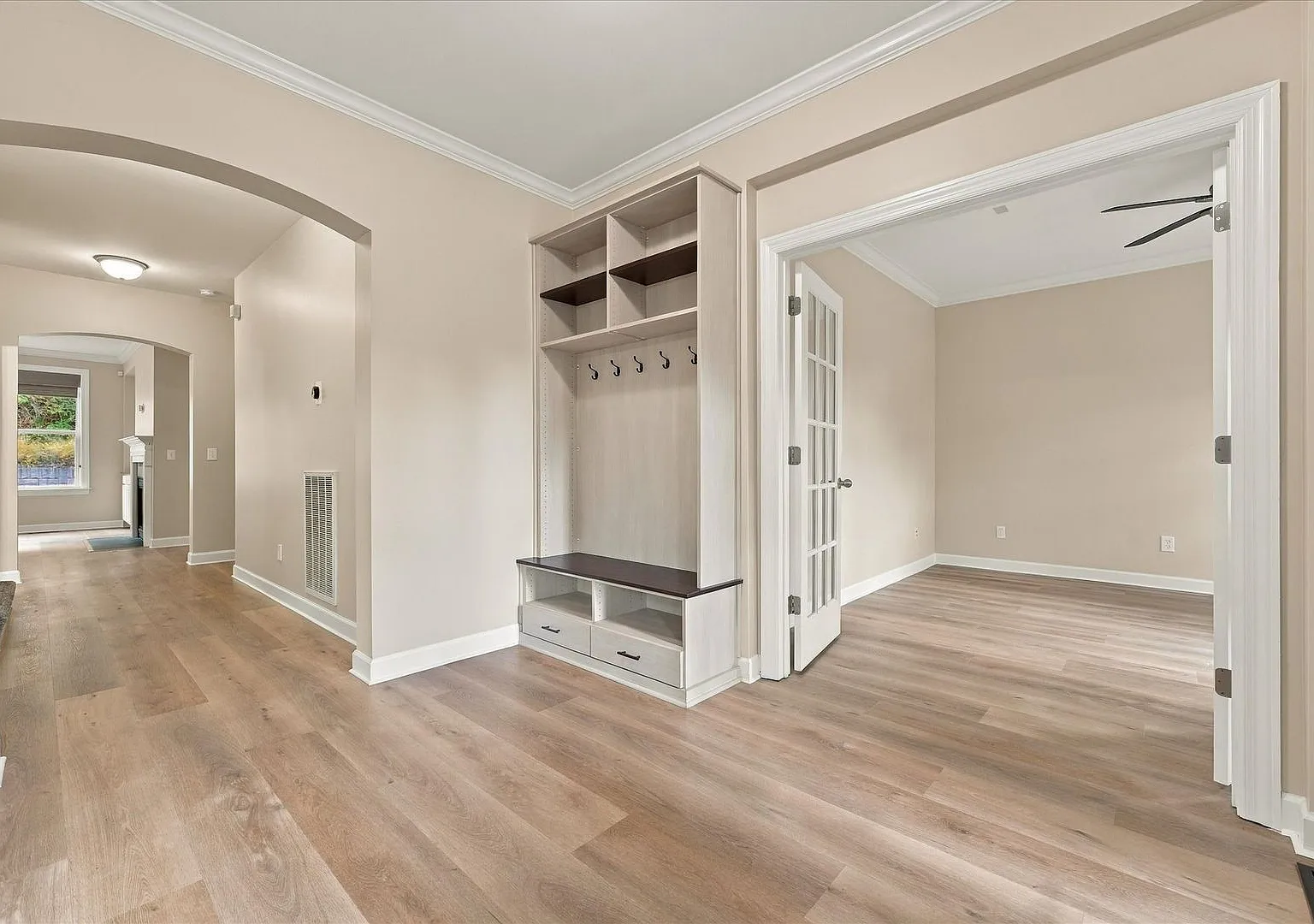5 Bedroom Home in McKay's Mill - Williamson County — Photo 4