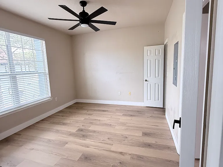 5513 Pga Blvd — Photo 16