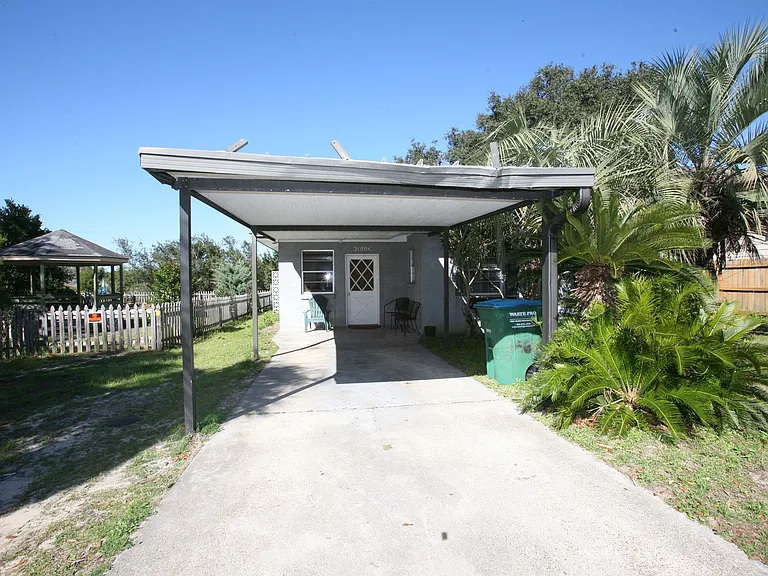 21804 Marlin Ave — Photo 1