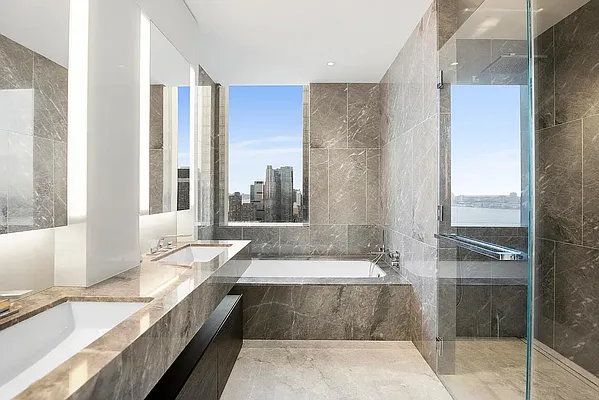 Rented by Christie's International Real Estate Group, LLC | media 28