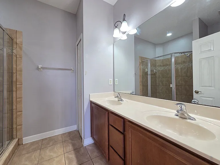 337 Coral Beach Cir — Photo 10